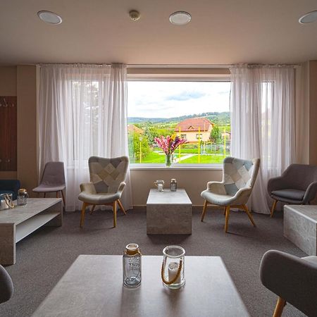 Hotel Arena Brumov Zewnętrze zdjęcie