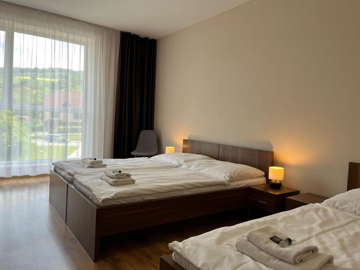 Hotel Arena Brumov Zewnętrze zdjęcie