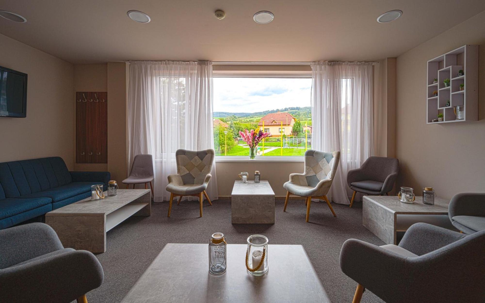 Hotel Arena Brumov Zewnętrze zdjęcie