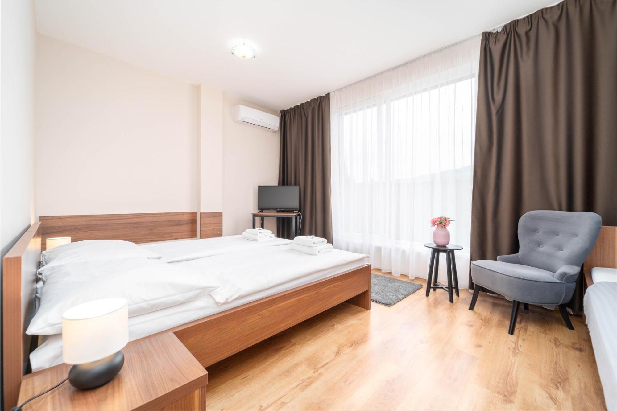 Hotel Arena Brumov Zewnętrze zdjęcie