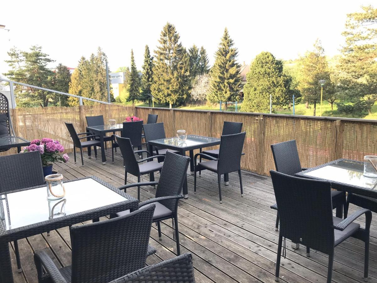 Hotel Arena Brumov Zewnętrze zdjęcie